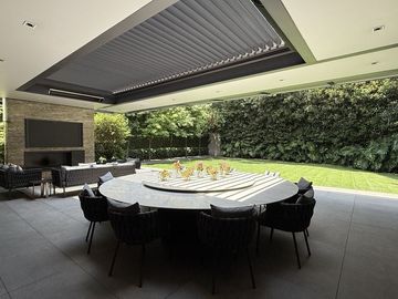 Casa en Venta en Privada en Bosques de las Lomas