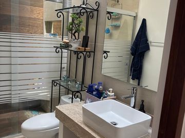 VENTA HERMOSA CASA EN FRACC. AMBAR, CORREGIDORA, QUERETARO
