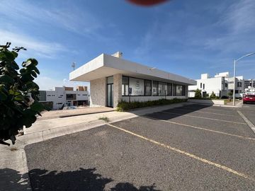 VENTA HERMOSA CASA EN FRACC. AMBAR, CORREGIDORA, QUERETARO