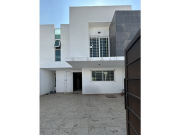 casa en Fracc. Rinconadas del Venado II Mineral de la Reforma, Hgo.