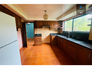 AMPLIA CASA EN VENTA EN MISICATA