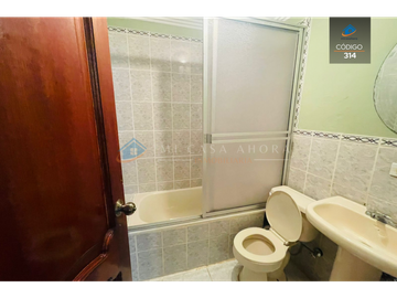 AMPLIA CASA EN VENTA EN MISICATA