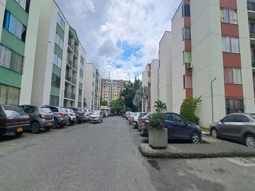 Apartamento En Venta Tercer Piso, Ciudad Alamos, Norte De Cali