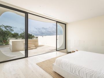 CASA EN VENTA EN TULUM 3 HABITACIONES CON GYM, ALBERCA PRIVADA