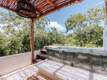 EN VENTA VILLA DE 2 HABITACIONES EN TULUM ALBERCA A 10 MINUTOS DEL MAR ROI UBICACION Y PRECIO