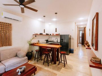 EN VENTA VILLA DE 2 HABITACIONES EN TULUM ALBERCA A 10 MINUTOS DEL MAR ROI UBICACION Y PRECIO