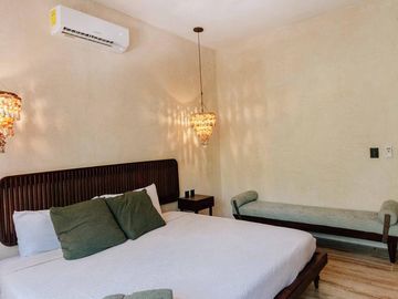 EN VENTA VILLA DE 2 HABITACIONES EN TULUM ALBERCA A 10 MINUTOS DEL MAR ROI UBICACION Y PRECIO