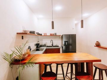 EN VENTA VILLA DE 2 HABITACIONES EN TULUM ALBERCA A 10 MINUTOS DEL MAR ROI UBICACION Y PRECIO