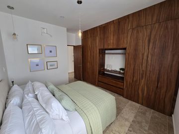 Casa en Venta en Arbolada en Cancún, 3 Recámaras, Seguridad y Plusvalía