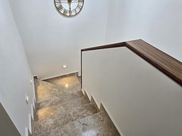 Casa en Venta en Arbolada en Cancún, 3 Recámaras, Seguridad y Plusvalía