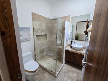 Casa en Venta en Arbolada en Cancún, 3 Recámaras, Seguridad y Plusvalía