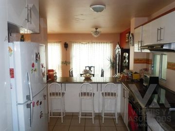 CASA EN VENTA EN FRACC. BONANZA, METEPEC