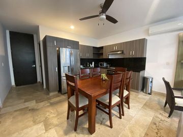 Townhouse en venta dentro de privada en Santa Gertrudis Copo