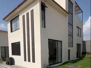 VENTA DE CASA EN FRACC. SAN MIGUEL EN SAN MATEO ATENCO
