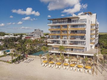 Departamento en VENTA BEACH FRONT PUERTO MORELOS 1 RECAMARA AMENIDADES DE LUJO
