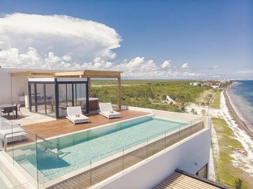 Departamento en VENTA BEACH FRONT PUERTO MORELOS 1 RECAMARA PENTHOUSE CON ALBERCA AMENIDADES DE LUJO