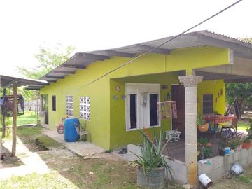 VENTA¡GRAN OPORTUNIDAD! DOS CASAS UNIFAMILIARES EN PENONOMÉ