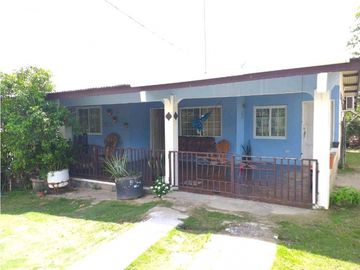 VENTA¡GRAN OPORTUNIDAD! DOS CASAS UNIFAMILIARES EN PENONOMÉ