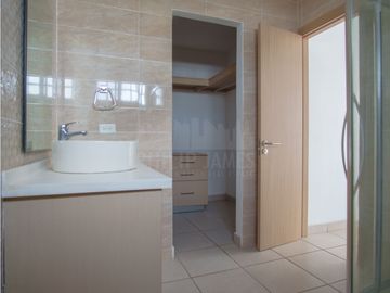 Remate: Venta de Casa en Brisas Norte. PH Victoria.