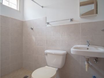 Remate: Venta de Casa en Brisas Norte. PH Victoria.