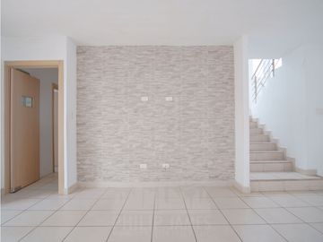 Remate: Venta de Casa en Brisas Norte. PH Victoria.