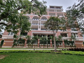 DEPARTAMENTO COMO CASA EN VENTA DE ESTRENO CON JARDÍN Y PARQUE EN SAN ISIDRO