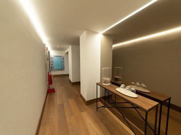DEPARTAMENTO COMO CASA EN VENTA DE ESTRENO CON JARDÍN Y PARQUE EN SAN ISIDRO