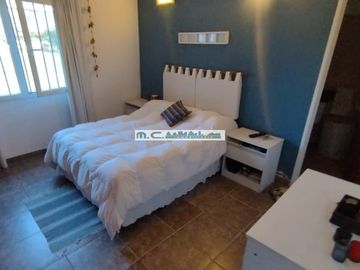V184. MAYU SUMAJ. CASA 3 DORM. (1 EN SUITE) B° CERRADO C/ PILETA Y QUINCHO.