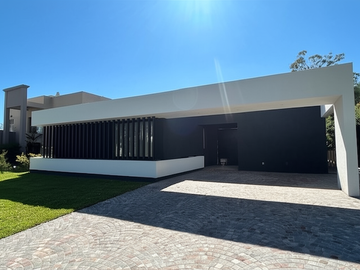 Casa en venta de 3 dormitorios c/ piscina en La Reserva Cardales