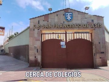 Casa como Terreno en venta en Tacna-Cercado