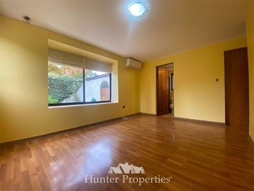 Casa en Venta en Simón Bolívar con Vicente Pérez Rosales