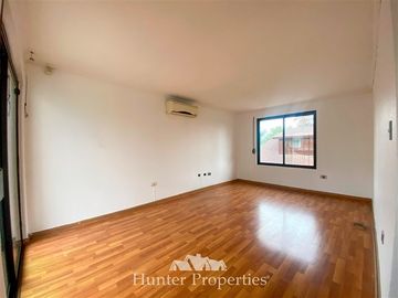 Casa en Venta en Simón Bolívar con Vicente Pérez Rosales