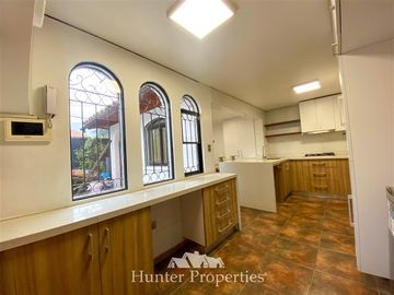 Casa en Venta en Simón Bolívar con Vicente Pérez Rosales