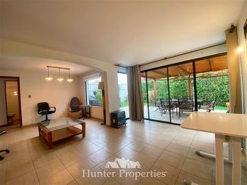 Casa en Venta en Simón Bolívar con Vicente Pérez Rosales
