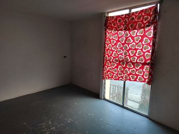VENTA CASA TECAMAC COL FELIPE VILLANUEVA CERCA DE CENTRO TECAMAC
