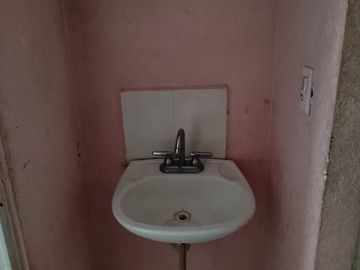 VENTA CASA TECAMAC COL FELIPE VILLANUEVA CERCA DE CENTRO TECAMAC