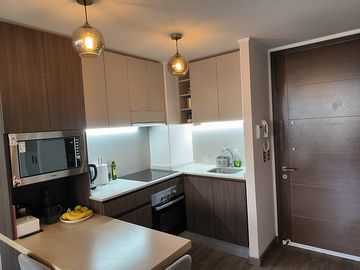 MODERNO, LUMINOSO Y ENCANTADOR DPTO EN EXCELENTE UBICACION