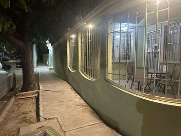 CASA EN VENTA COL. SANTA CECILIA $2,500,000