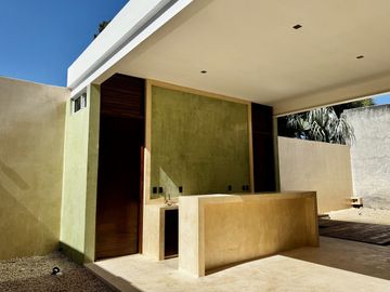 Casa colonial renovada en venta a 5 cuadras del Parque La Plancha