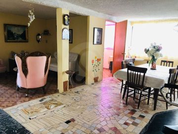 Casa en venta en Lomas de San Mateo