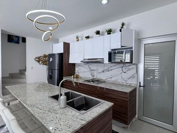 CASA EN VENTA RESIDENCIAL ARRECIFE AZUL