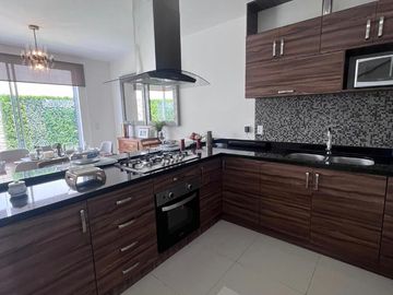 Casa en venta con roof garden en queretaro