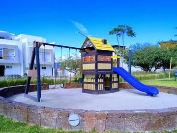Casa en venta con roof garden en queretaro