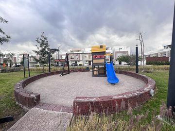 Casa en venta con roof garden en queretaro