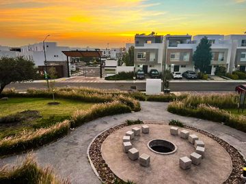 Casa en venta con roof garden en queretaro