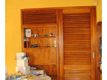 Casona Céntrica con piscina En Venta!!