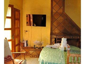 Casona Céntrica con piscina En Venta!!