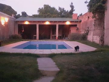 Casona Céntrica con piscina En Venta!!