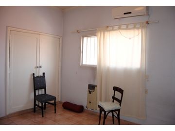 Casona Céntrica con piscina En Venta!!