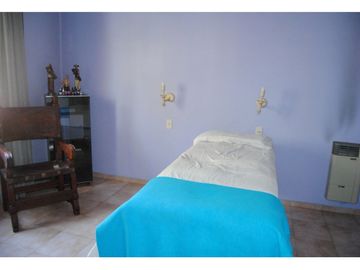 Casona Céntrica con piscina En Venta!!